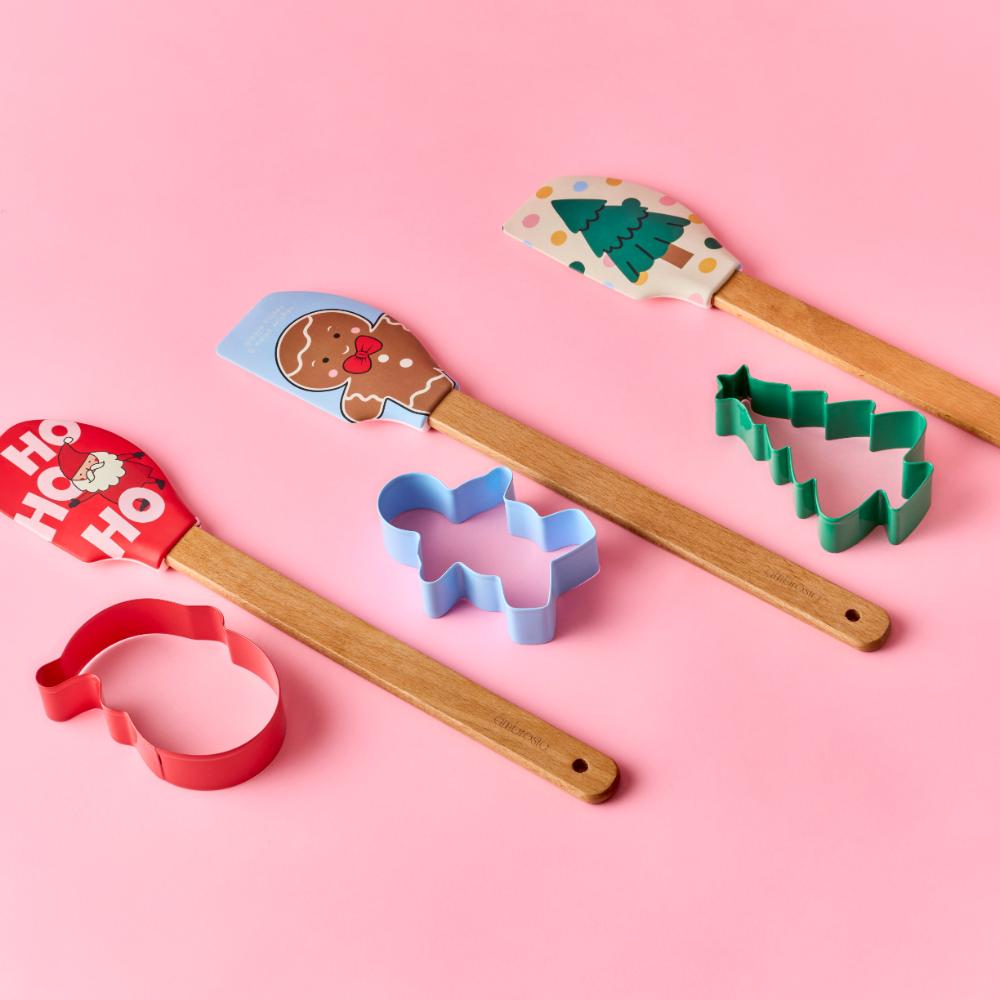 Ambrosia Santas Workshop Spatula with Cookie Cutter - Surprise Stocking Filler