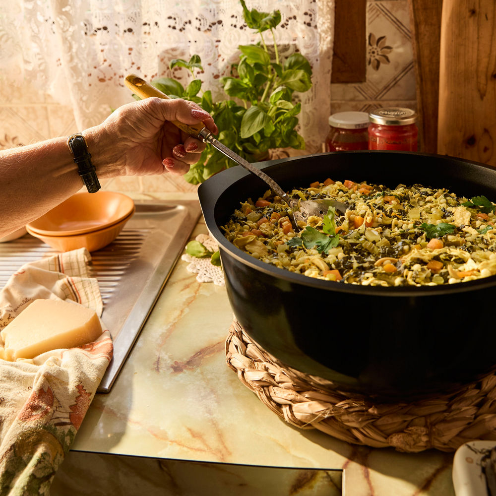 Bessemer Non Stick Casserole 32cm Black