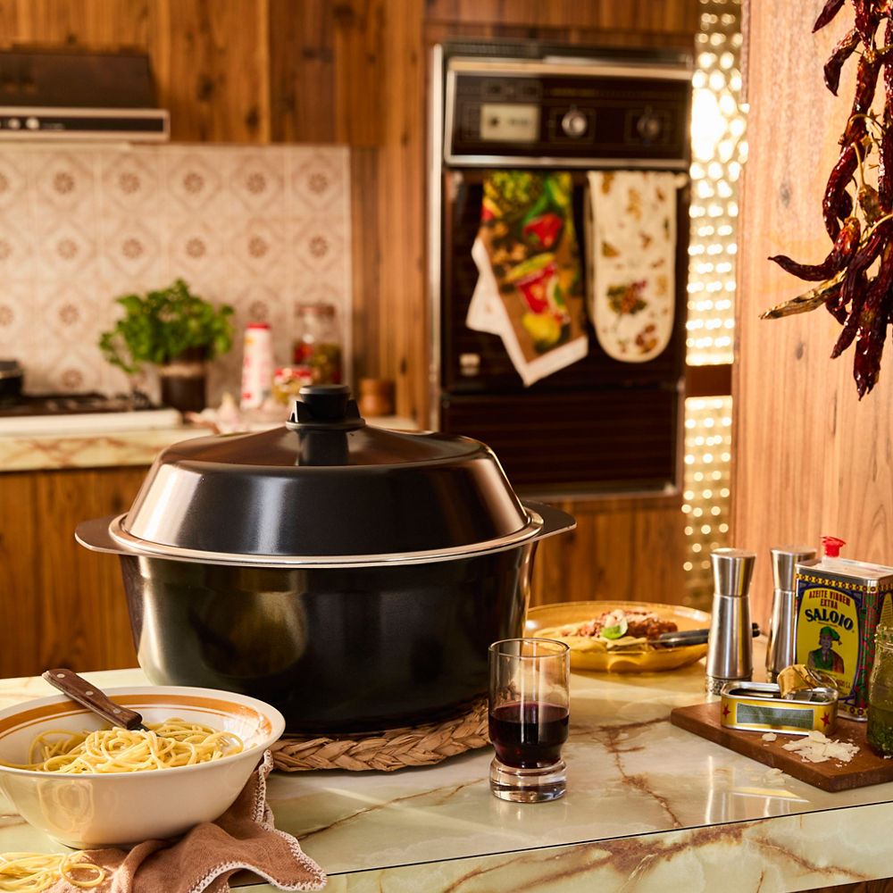 Bessemer Non Stick Casserole 37cm Black