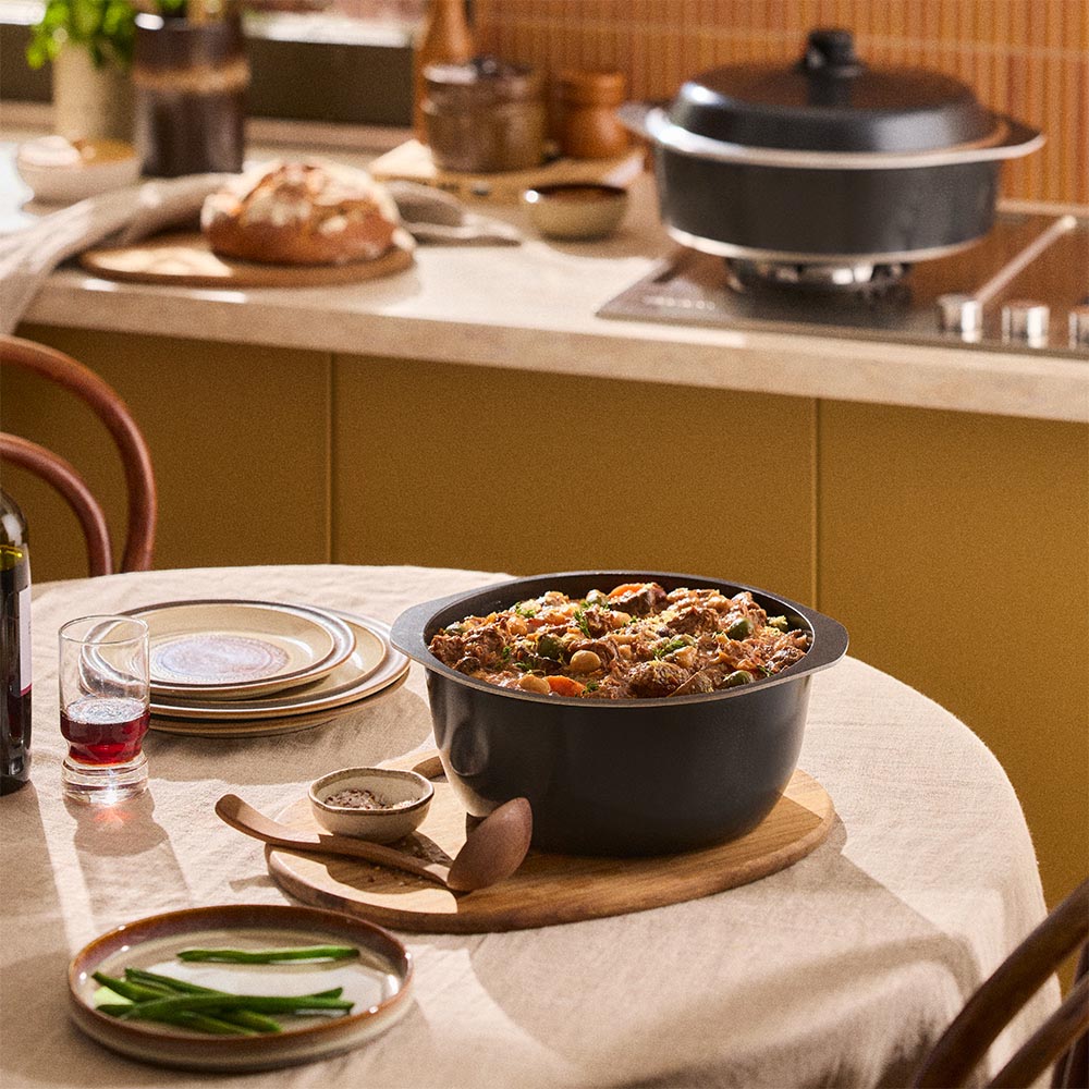 Bessemer Non Stick Casserole 28cm