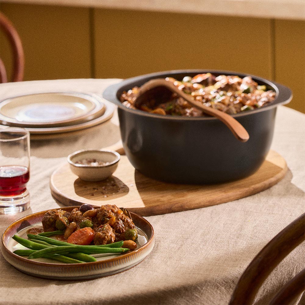 Bessemer Non Stick Casserole 28cm