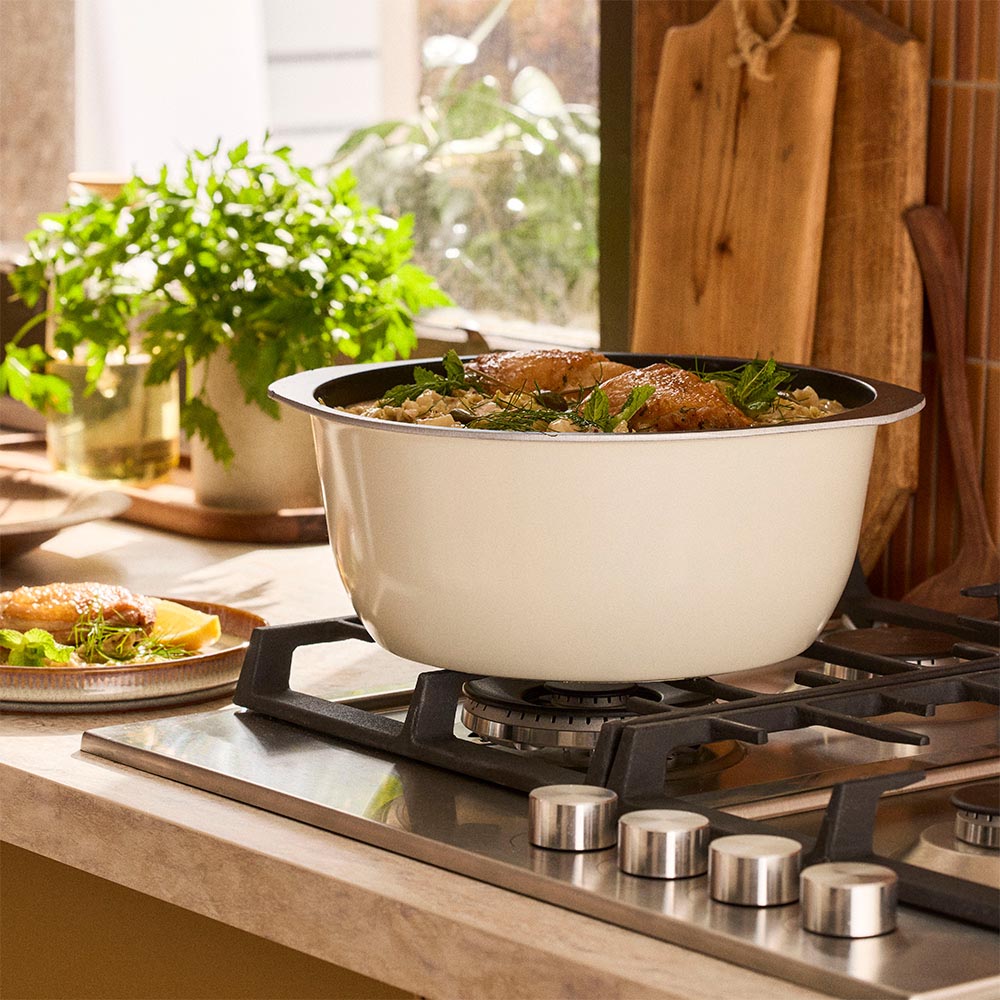 Bessemer Non Stick Casserole 28cm