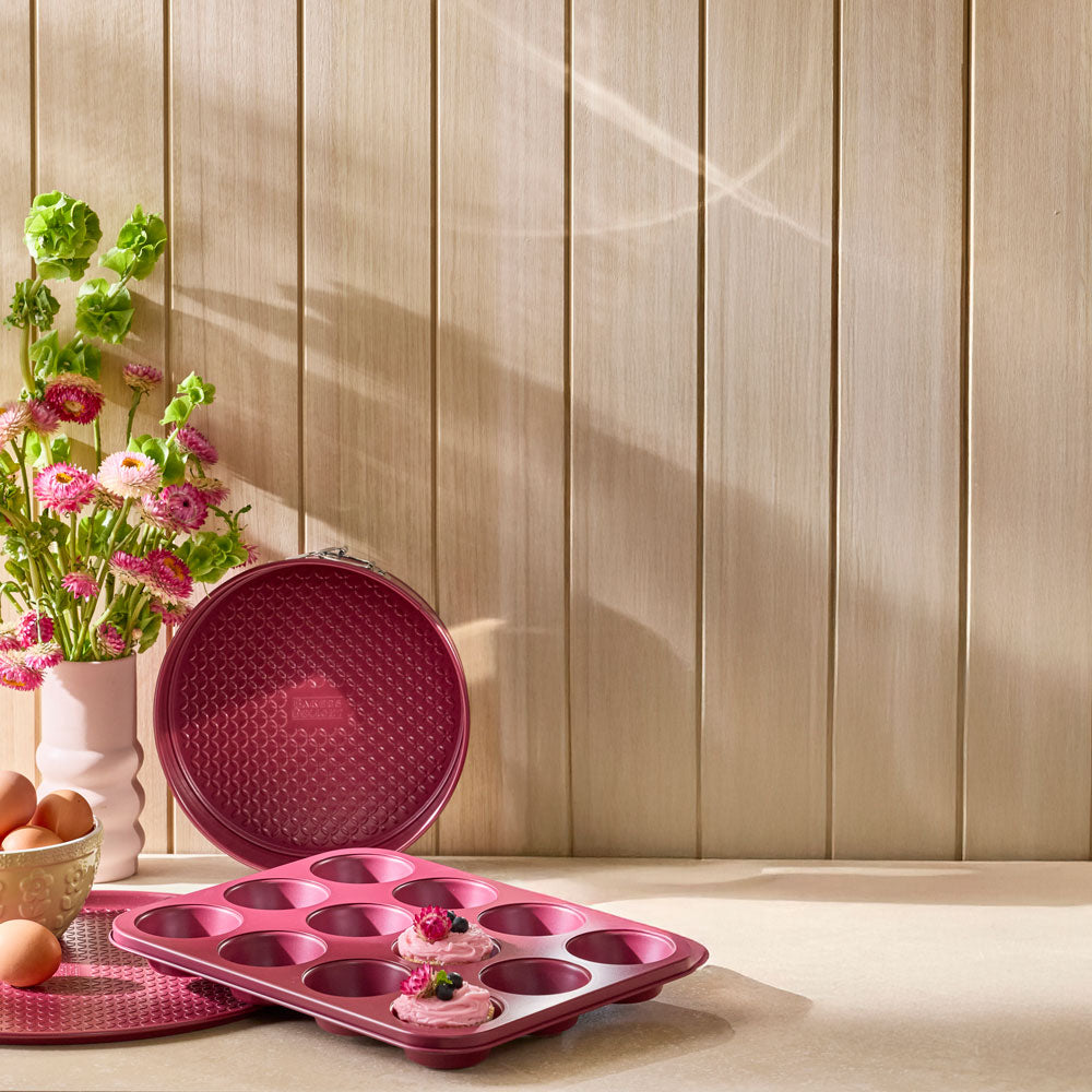 Bakers Delight Cuisson 12 Cup Muffin Pan Berry