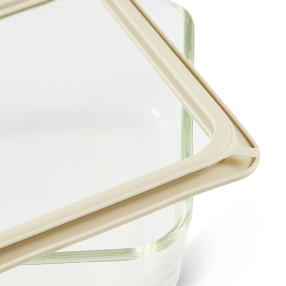Salt & Pepper Store Food Container 2.6L
