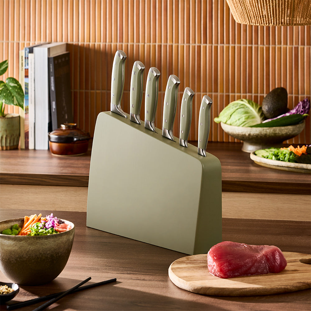 Baccarat Keiko Miro 7 Piece Knife Block