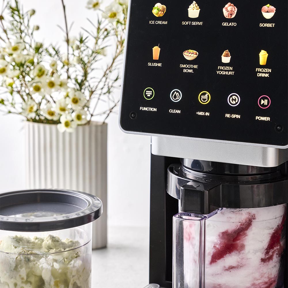 Baccarat The Whip Ice Cream & Frozen Yoghurt Machine Black