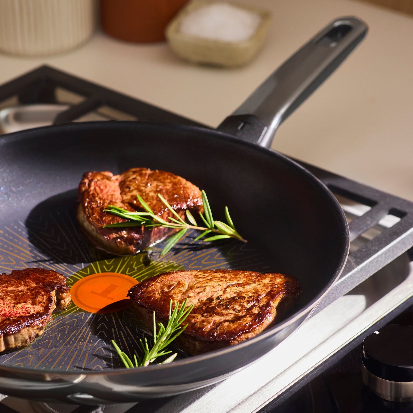 Tefal Emotion+ Flavors Induction Stainless Steel Oil Concentrating Non-Stick Frypan 28cm