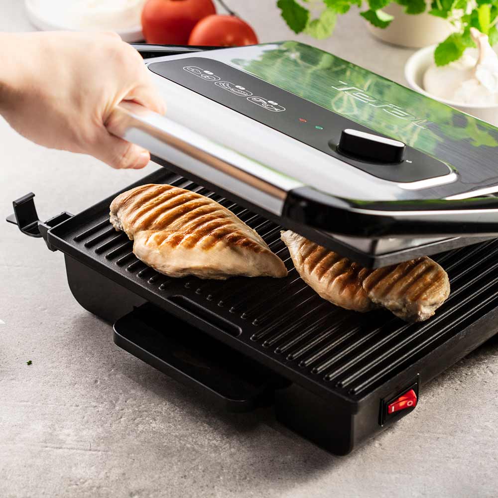 chicken with char marks using a press grill - Robins Kitchen