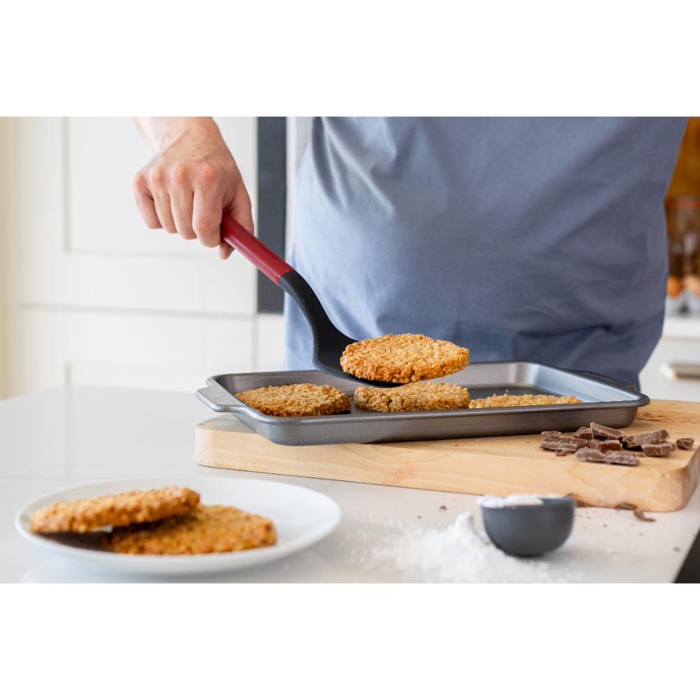 KitchenAid Classic Solid Turner