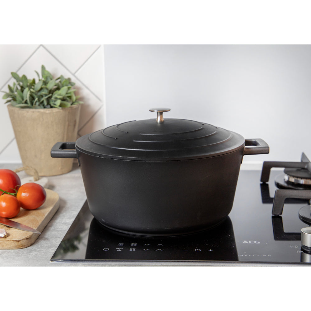 Mastercraft Casserole Dish Cast Aluminium 28cm Black